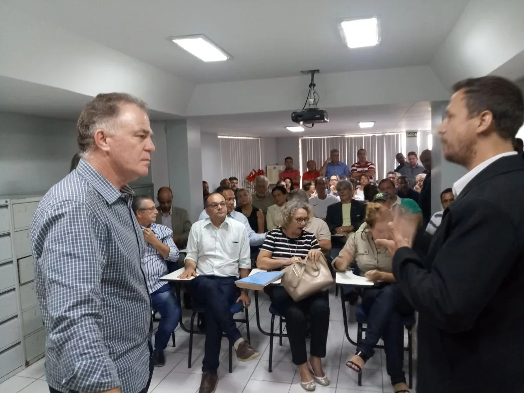 Pré-candidato, Casagrande encontra sociedade civil organizada em Guarapari