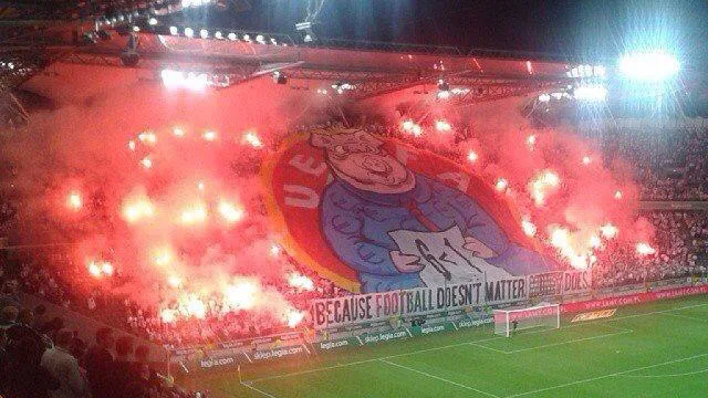 Time polonês é punido e Real Madrid jogará em estádio vazio na Liga dos Campeões