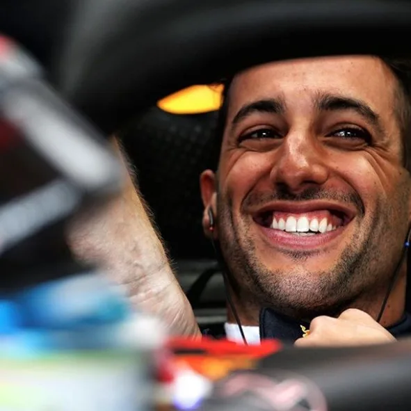 Daniel Ricciardo pede a volta dos motores barulhentos na Fórmula 1: "Fator uau"