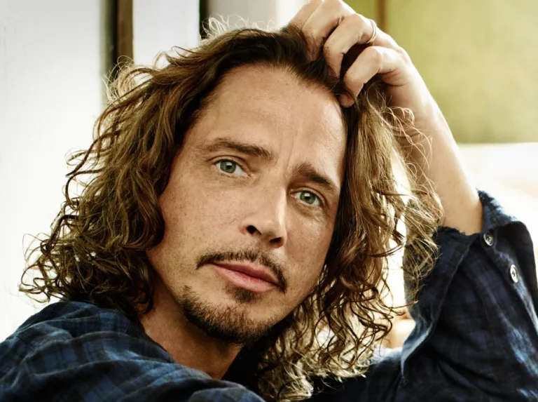 Divulgada causa da morte do cantor Chris Cornell