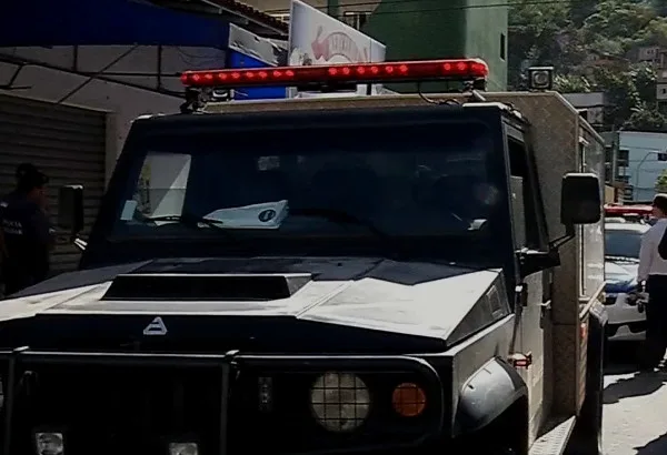 Homem é assassinado na porta de igreja em Vitória