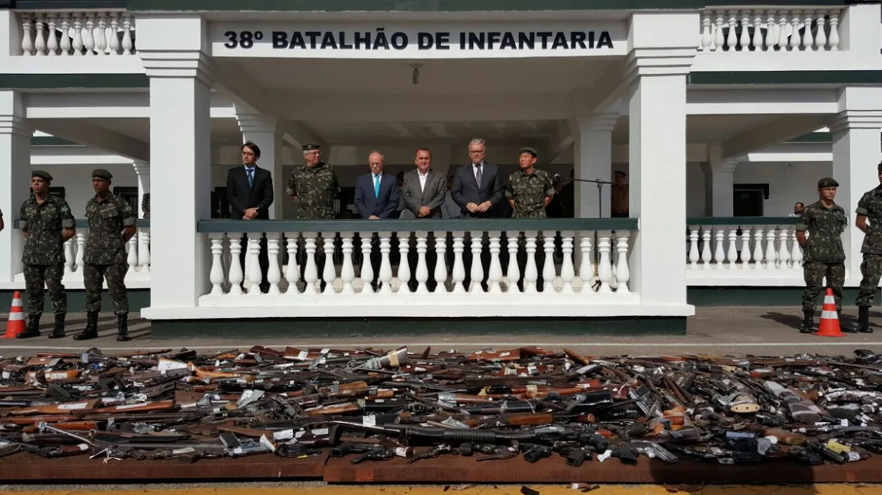 Quase 5 mil armas de fogo são destruídas em batalhão de Vila Velha