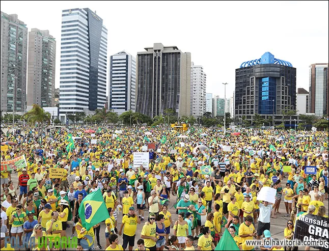 Movimentos contra e a favor de Dilma organizam manifestação em Vitória