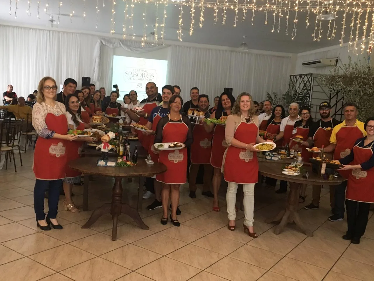 Pratos de festival gastronômico são apresentados por estabelecimentos em Guarapari