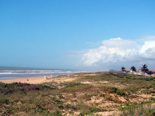 Homem morre afogado em praia do Norte do Espírito Santo