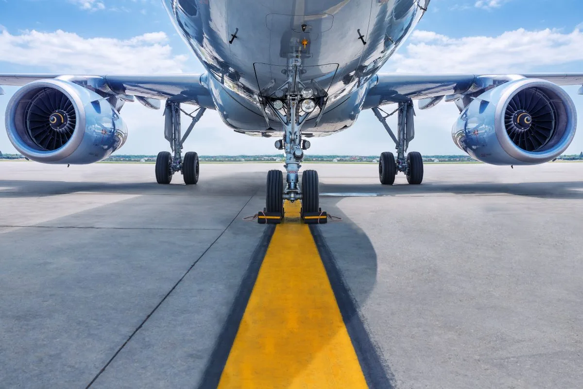 Cresce o número de mulheres no comando de aviões