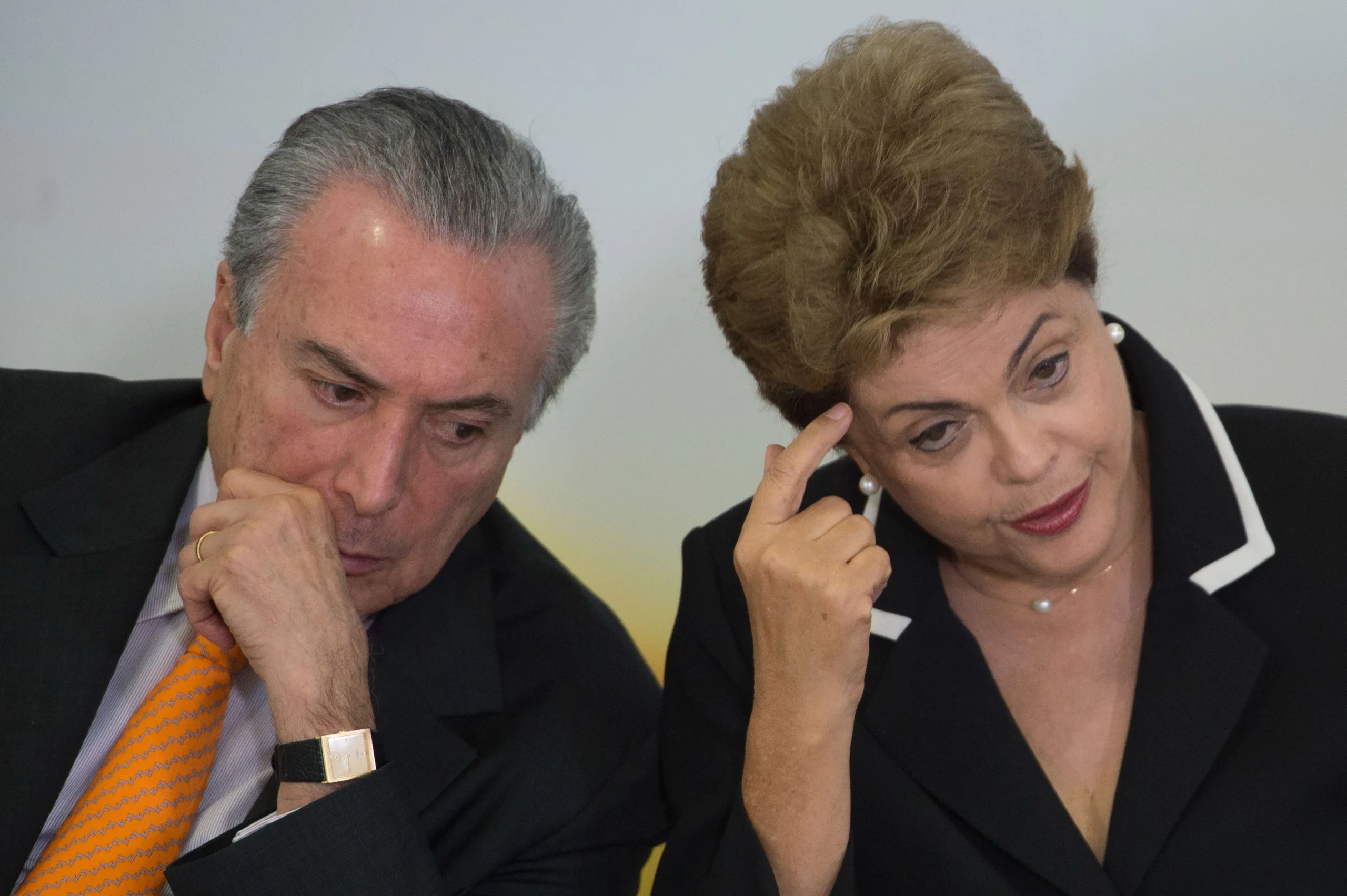 O vice-presidente Michel Temer e a presidenta Dilma Rousseff durante lançamento do Plano Nacional de Exportações, no Palácio do Planalto (Marcelo Camargo/Agência Brasil)