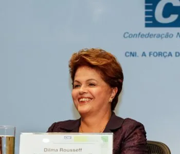 Dilma pede fim do pessimismo em sabatina da CNI