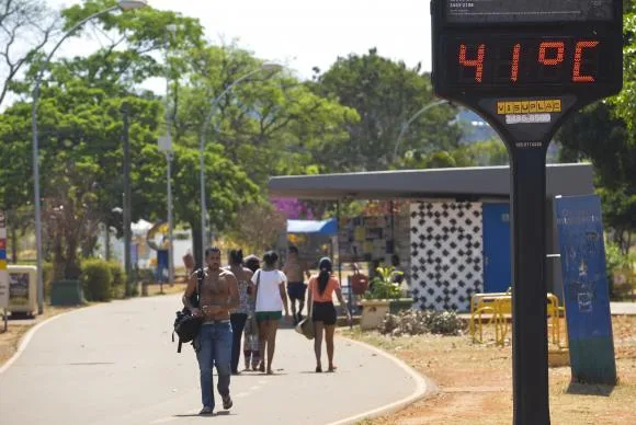 Temperatura pode subir 3°C se meta do clima não for ampliada, diz estudo