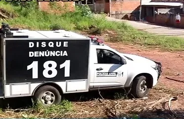 Homem é morto dentro de casa por homens encapuzados e corpo é encontrado por vizinha