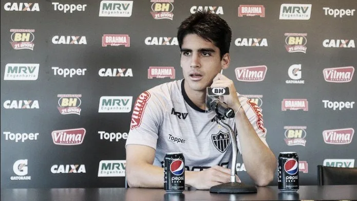 Titular em vitória no domingo, Gustavo Blanco espera nova chance no Atlético-MG