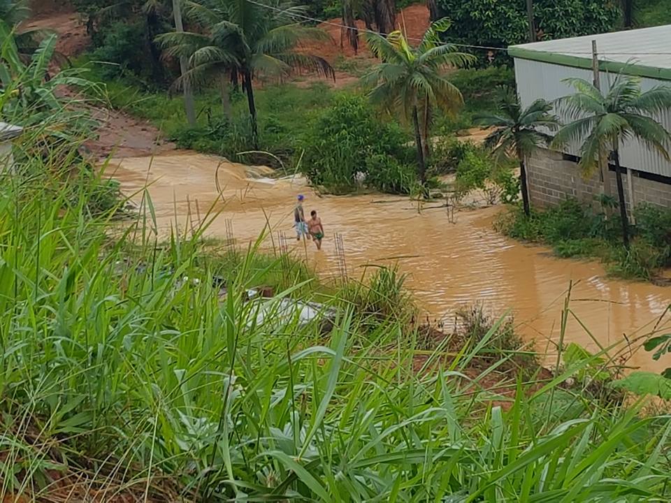 Comunidades de Anchieta sofrem com os prejuízos causados pela chuva