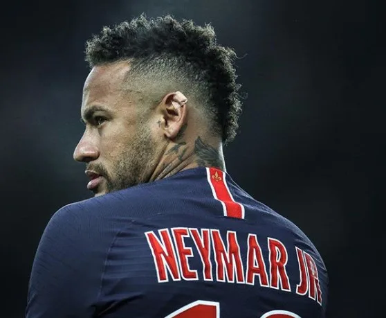 Leonardo nega acordo do PSG com Barça por Neymar: 'Não houve oferta satisfatória'