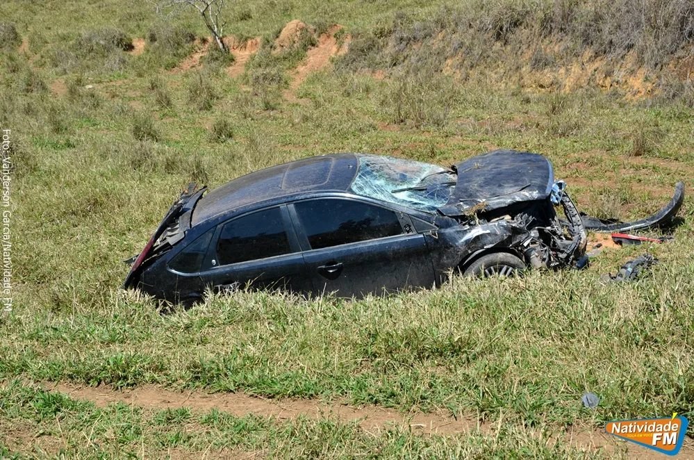 Engenheira capixaba morre após capotar com veículo em rodovia do Rio de Janeiro