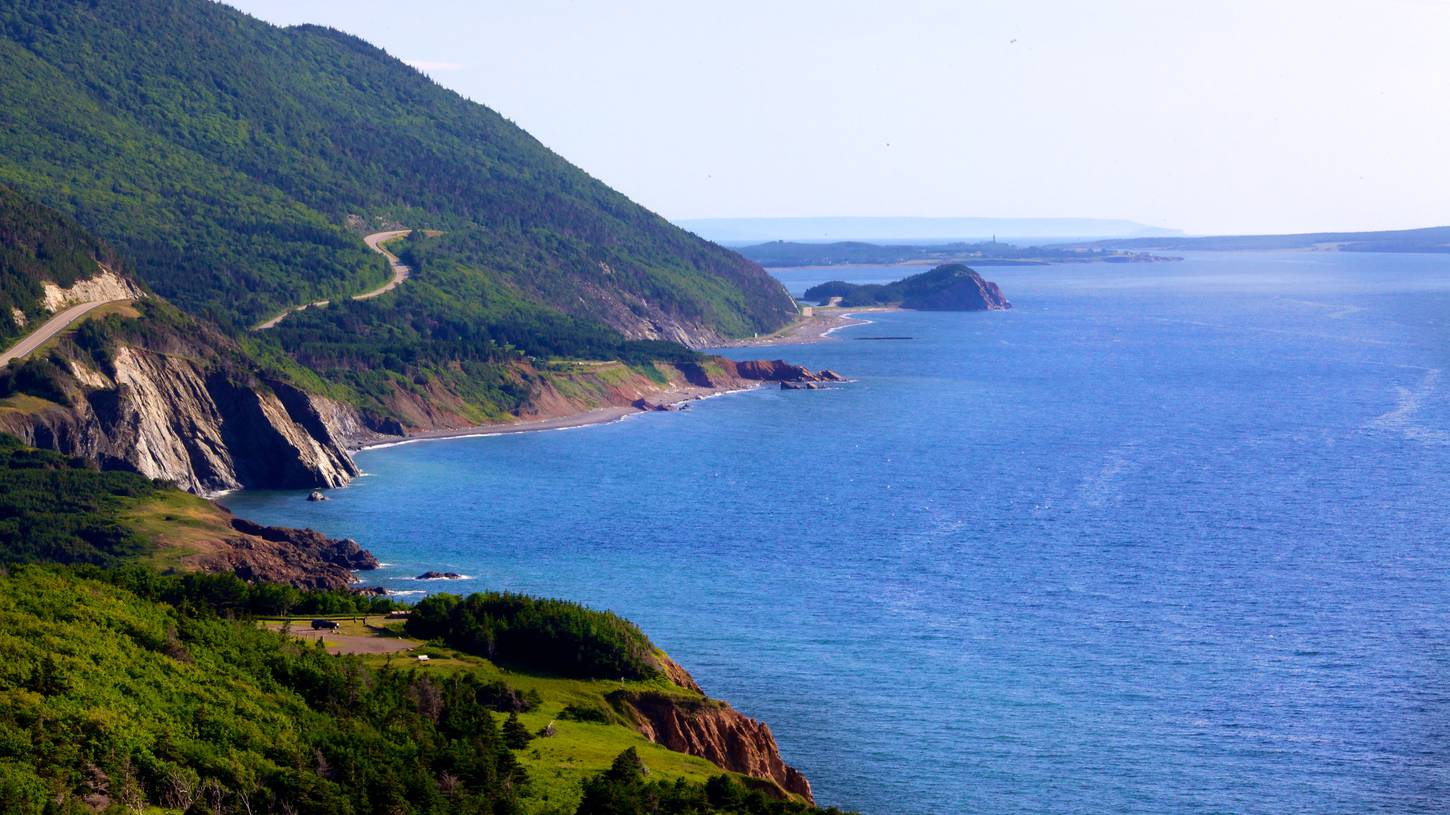 Ilha do Canadá oferece emprego e terreno para quem quiser morar e trabalhar por lá!