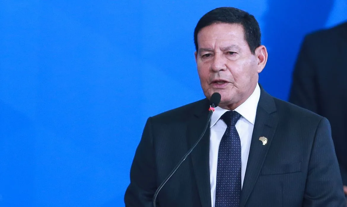 O vice-presidente da república, general Hamilton Mourão, durante cerimônia de assinatura do decreto que dispõe sobre o Conselho Nacional da Amazônia Legal