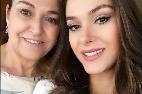 Fernanda Machado agradece apoio da mãe e revela sexo do bebê