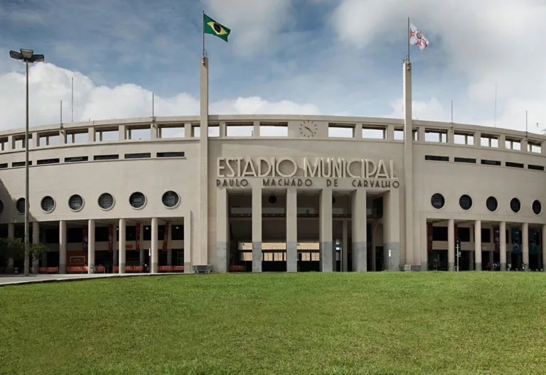 Museu do Futebol homenageia brasileiras na exposição Rainhas de Copas