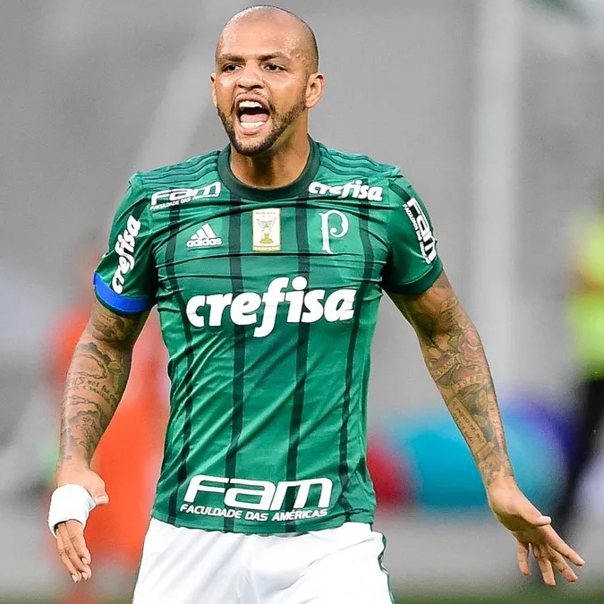 Felipe Melo perde prestígio no Palmeiras após expulsão e vê renovação ameaçada