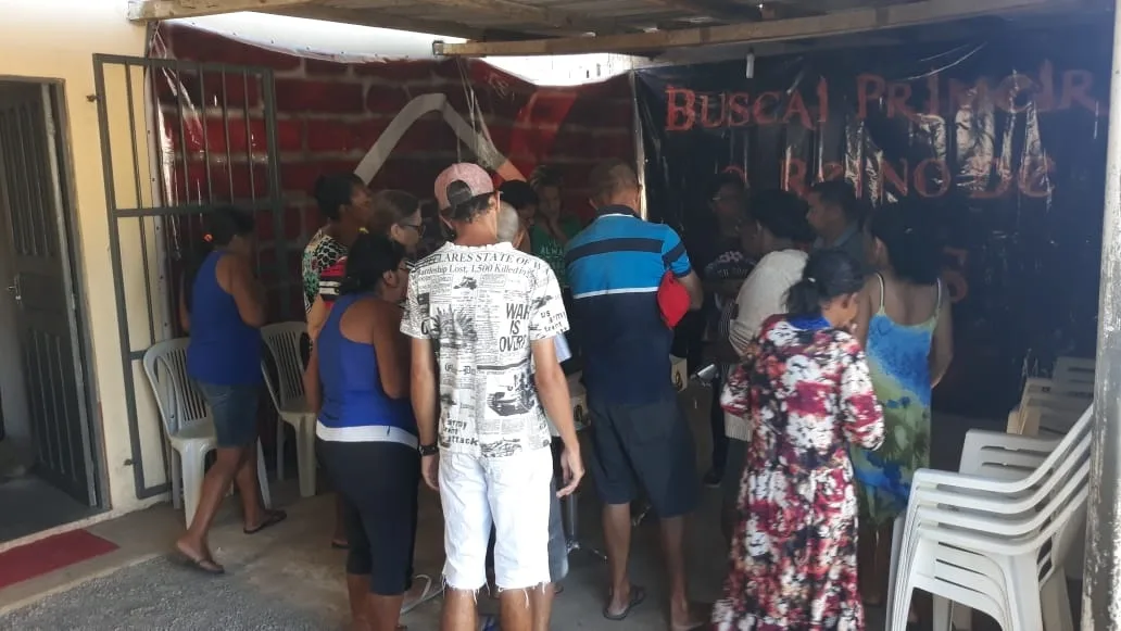 Familiares e amigos se despedem de criança levada morta pela mãe ao UPA da Serra