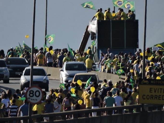 Manifestação contra Dilma no Estado perde força, mas insatisfação ainda é grande