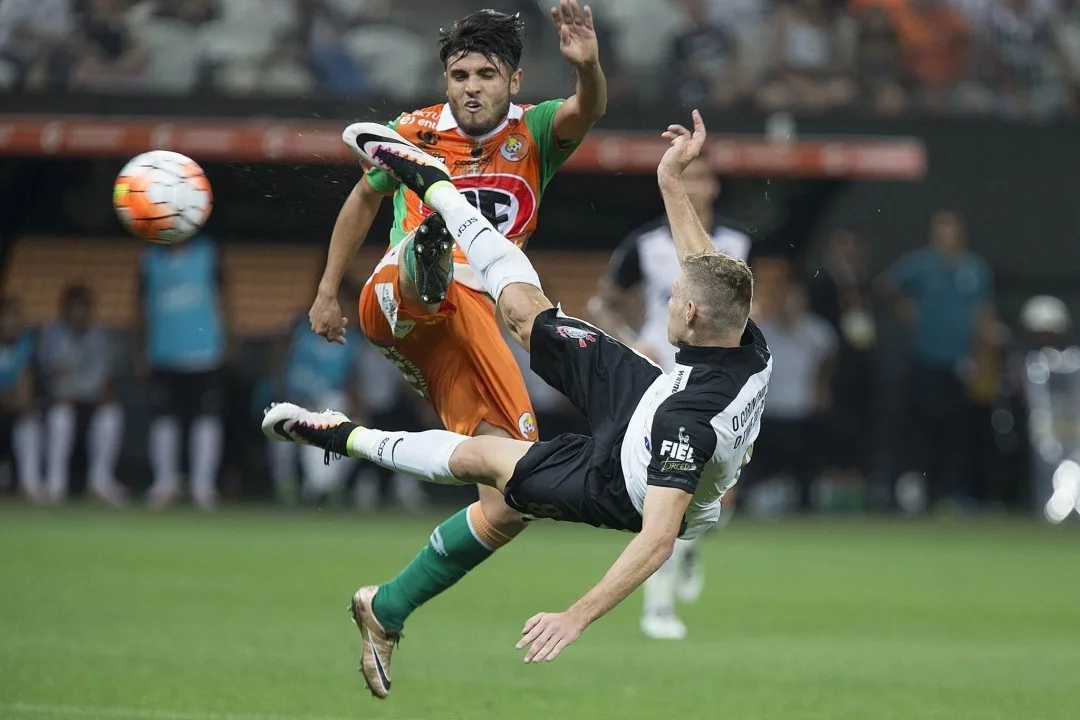 Corinthians vê Marlone como intocável e recusa proposta do Atlético-MG