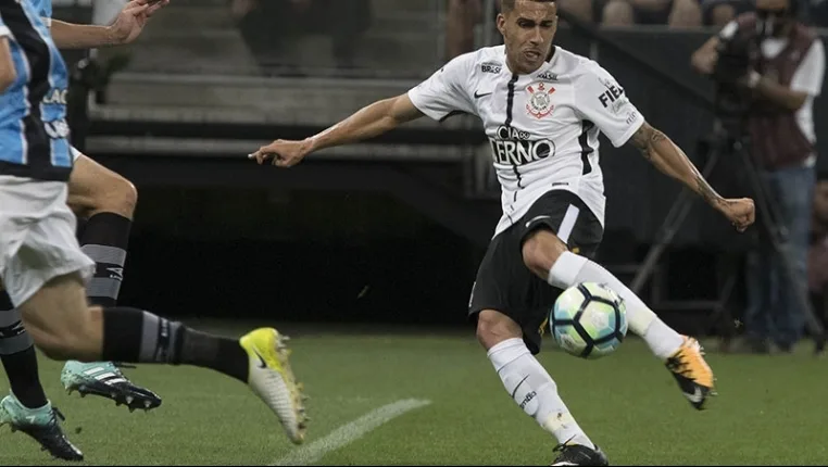 Corinthians e Grêmio ficam no 0 a 0 pelo Campeonato Brasileiro