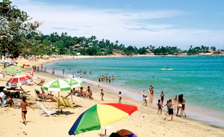 Verão começa no próximo domingo e previsão é de pouca chuva e muito calor no Estado