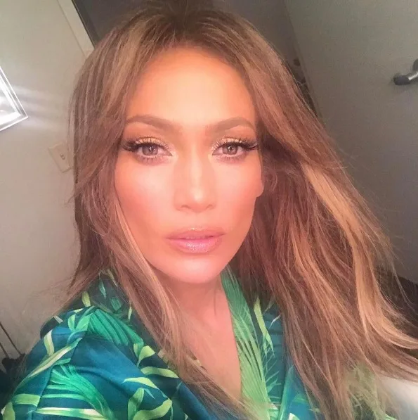 Jennifer Lopez estaria namorando astro do beisebol