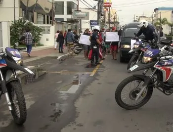 “Topiqueiros” protestam por legalização de serviço em Vila Velha