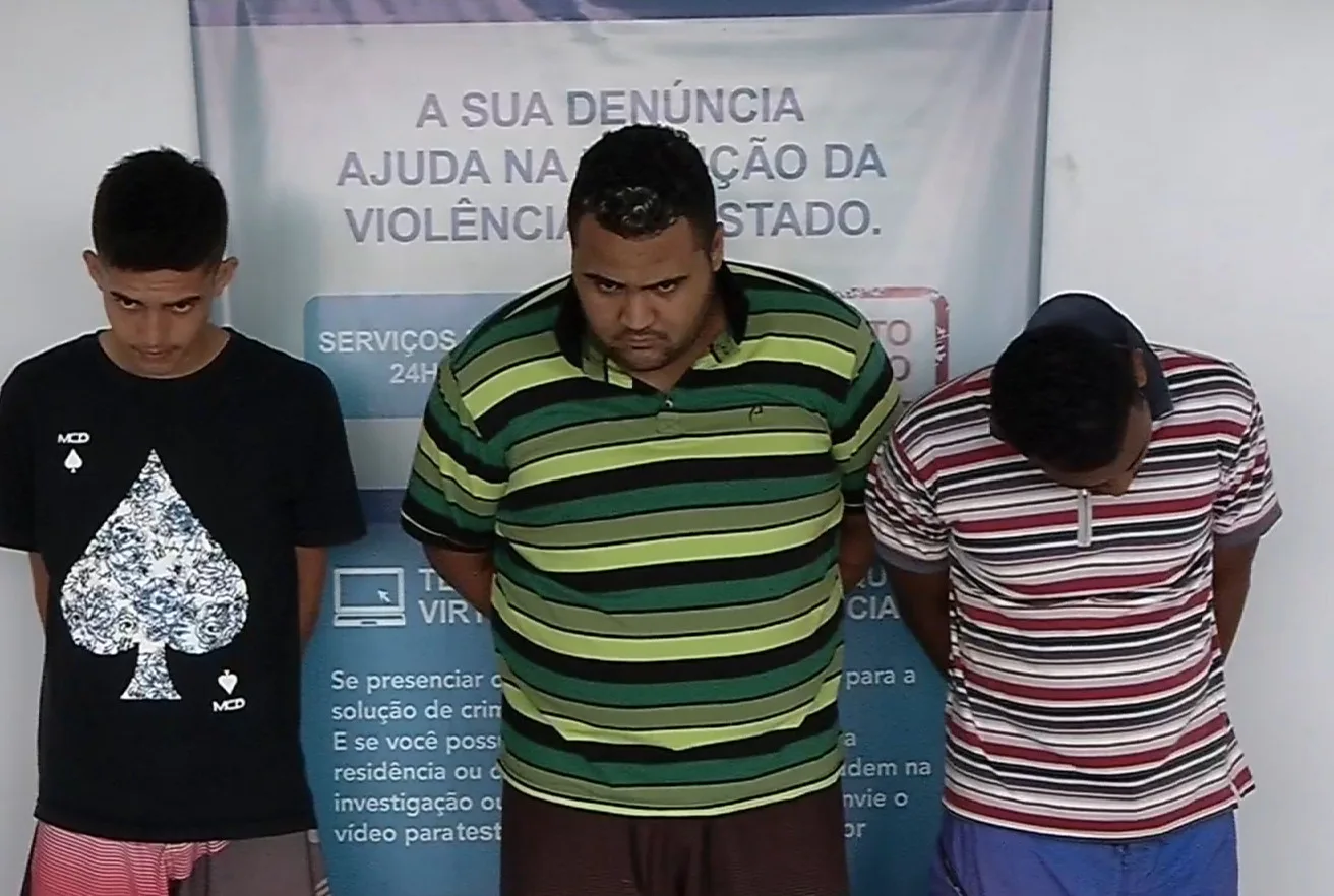 Trio suspeito de cometer assassinatos é preso na Serra