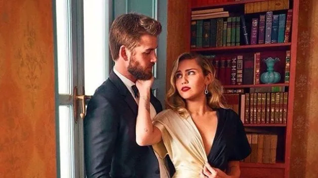 Miley Cyrus e Liam Hemsworth saem juntos e dão risada de rumores sobre término