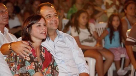 Cabral e Adriana Ancelmo embarcam para Curitiba, onde darão depoimentos a Moro