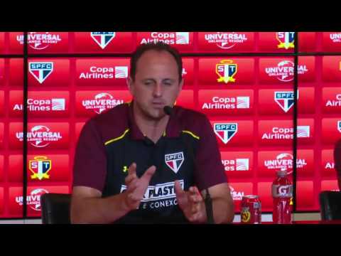 Rogério Ceni mantém mistério em trabalho tático no São Paulo