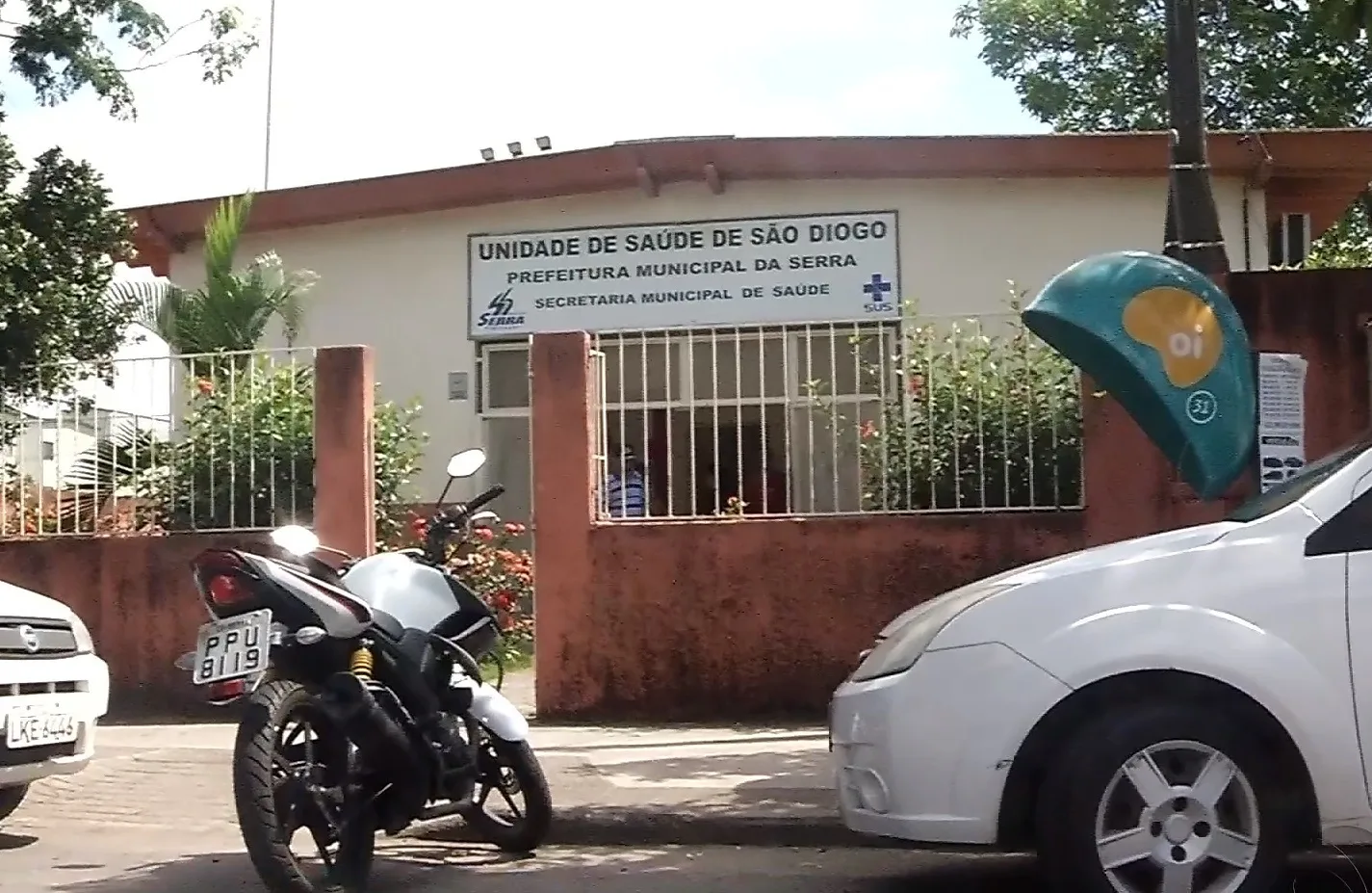 Posto de saúde da Serra é arrombado e criminosos levam atéfrigobar