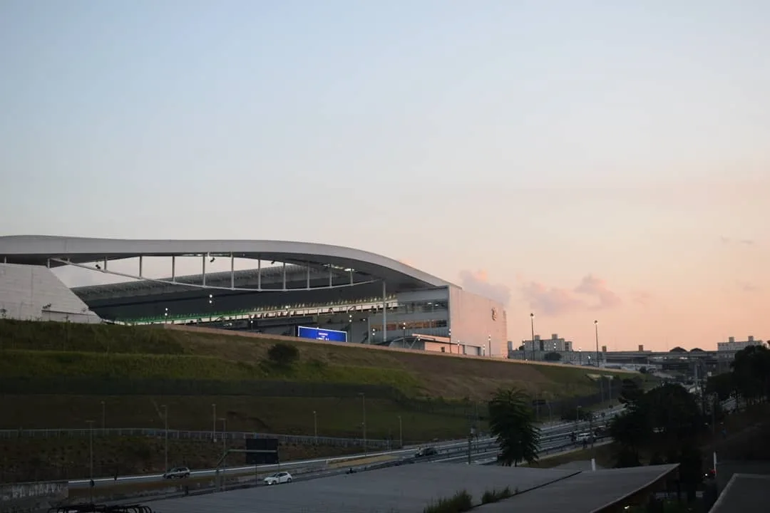 Caixa pede bloqueio das contas da Arena Itaquera por dívida do estádio