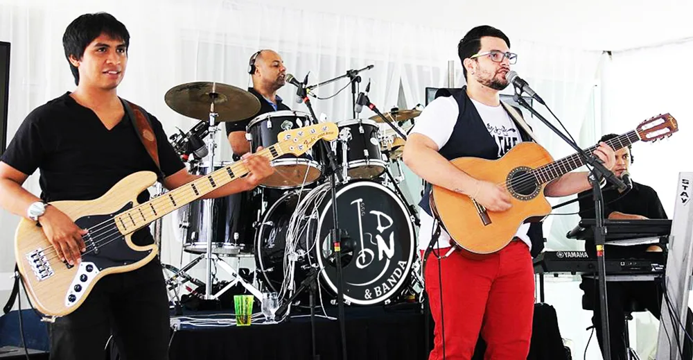 “La Villa Top Sound” deste final de semana tem show de Dinho Netto e Nano Vianna