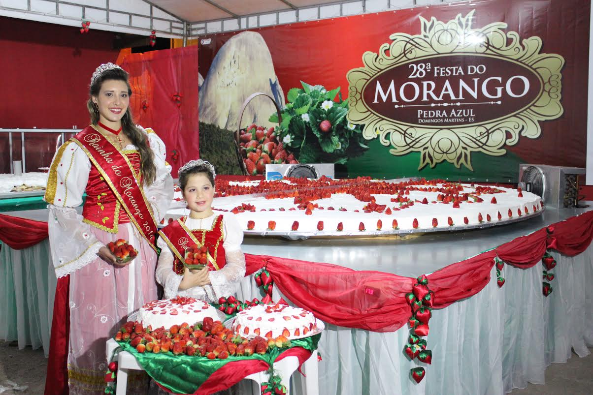 Festa do Morango começa nesta semana com torta gigante. Confira a programação!