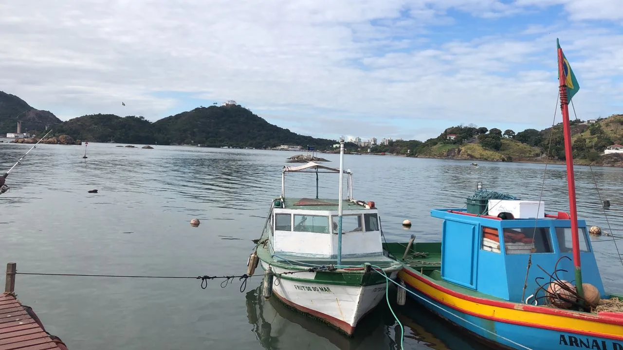 Pescadores afetados pelo rompimento de barragem começam a receber indenizações