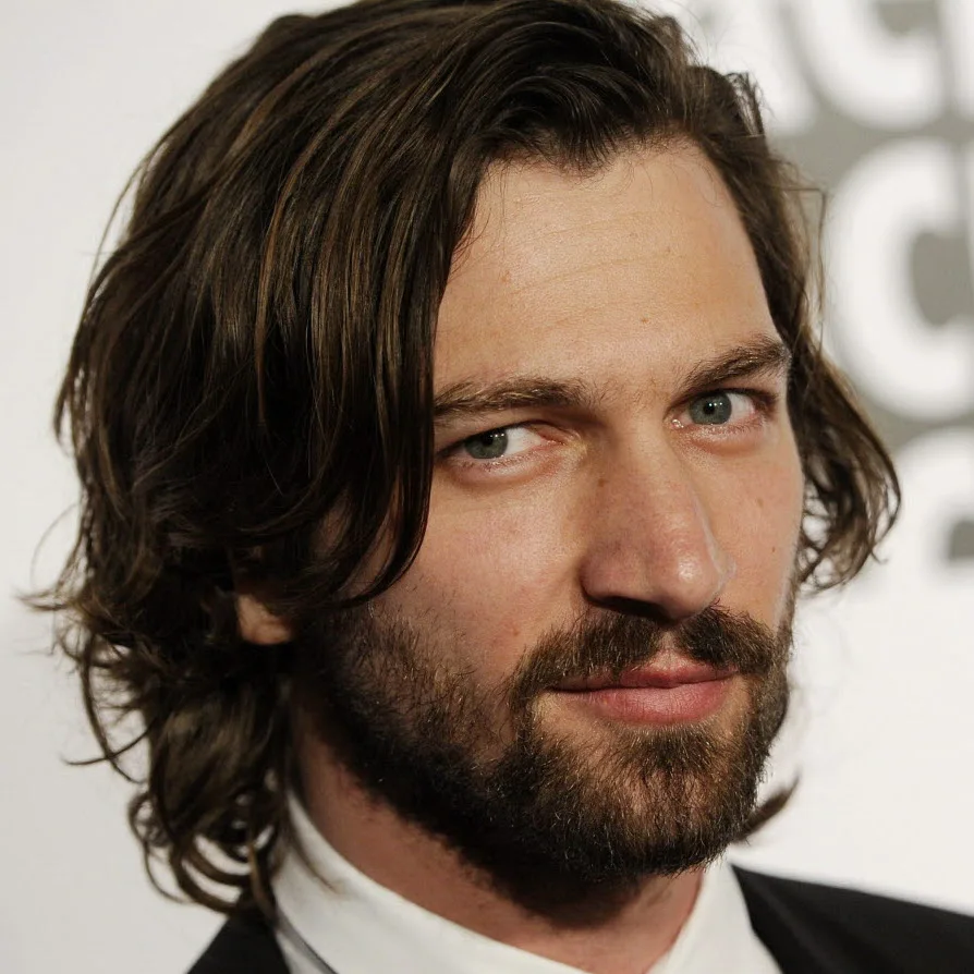 Michiel Huisman arrives at the 64th Annual ACE Eddie Awards, on Friday, Feb. 7, 2014, in Beverly Hills, Calif. (Photo by Chris Pizzello/Invision/AP) ORG XMIT: INVW