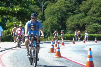 Ciclofaixa que liga o Tancredão a Rua de Lazer