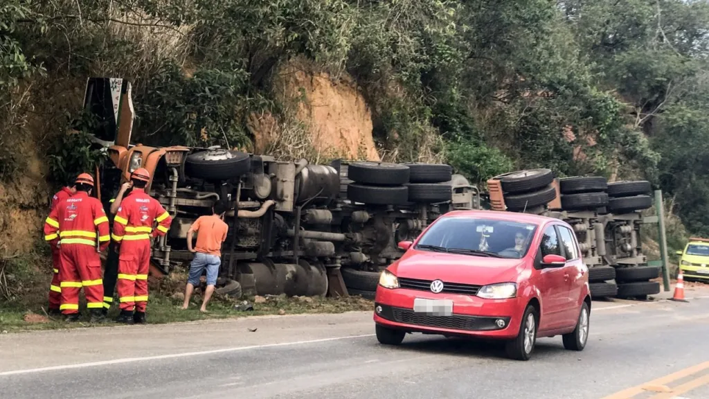 Segundo acidente é registrado em menos de 24 horas no mesmo trecho da BR 101