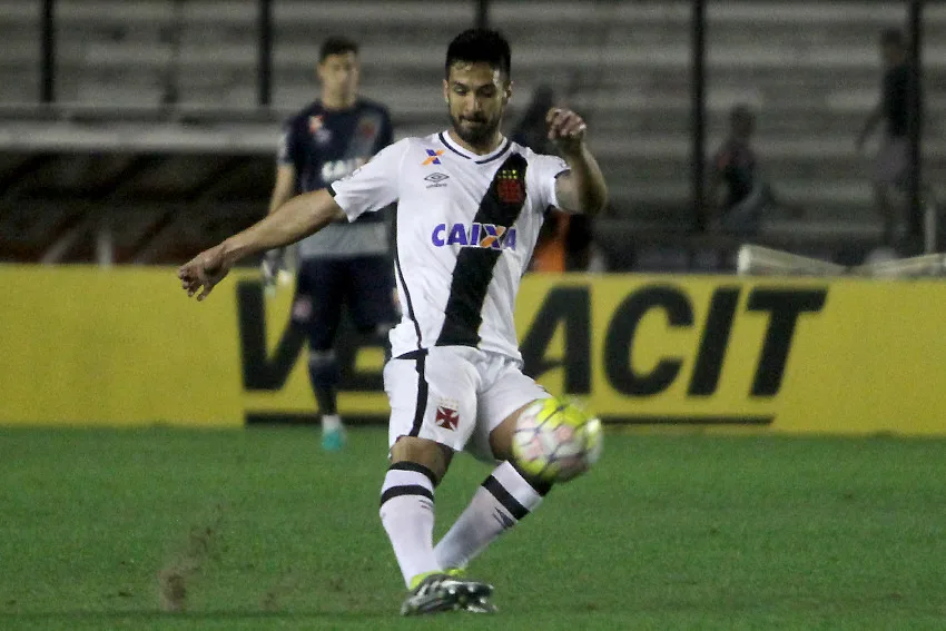 Em vídeo, zagueiro Luan agradece apoio dos torcedores capixabas. Confira!