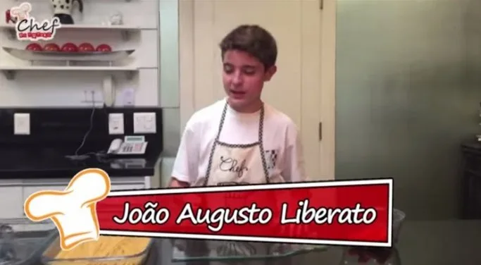 Chef mirim: aos 13 anos, filho de Gugu Liberato lança canal de culinária