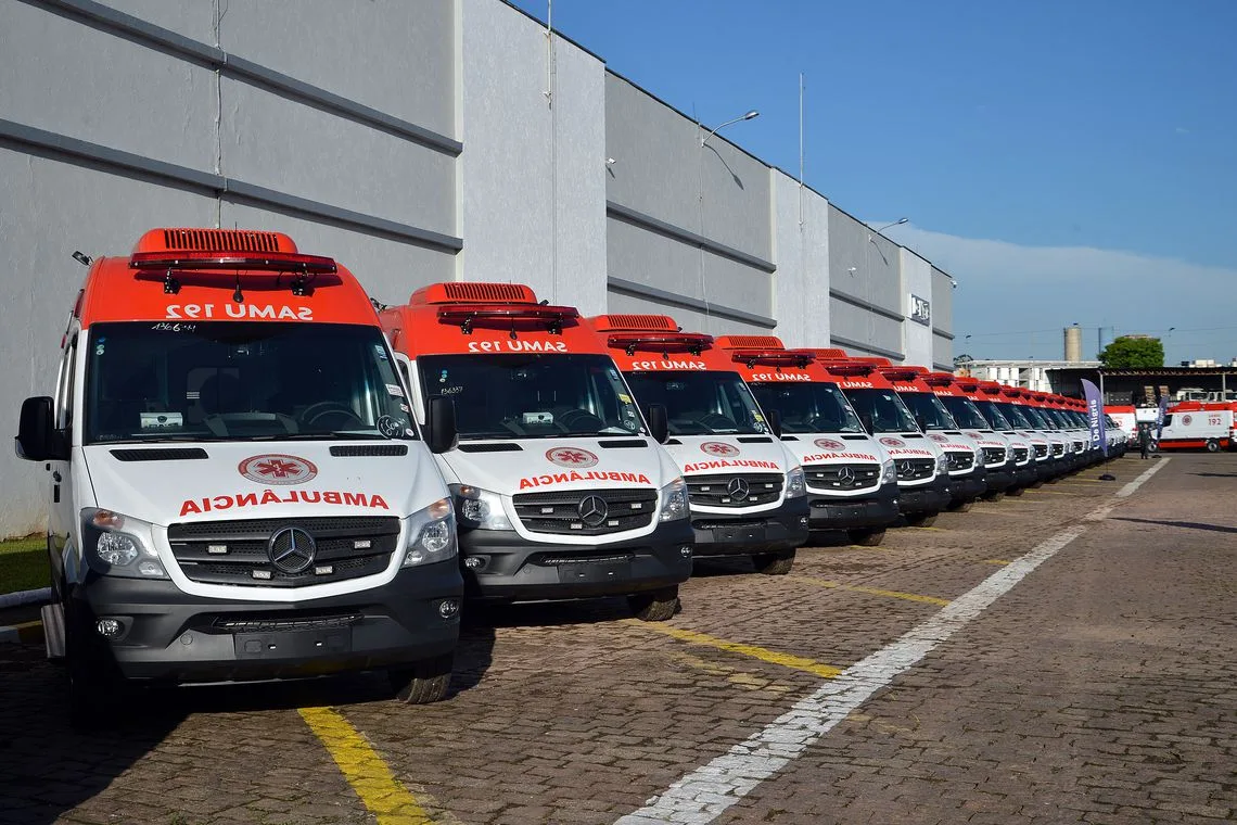 São Paulo – O presidente Michel Temer participa da entrega de 225 ambulâncias para renovação da frota do SAMU 192 (Rovena Rosa/Agência Brasil)