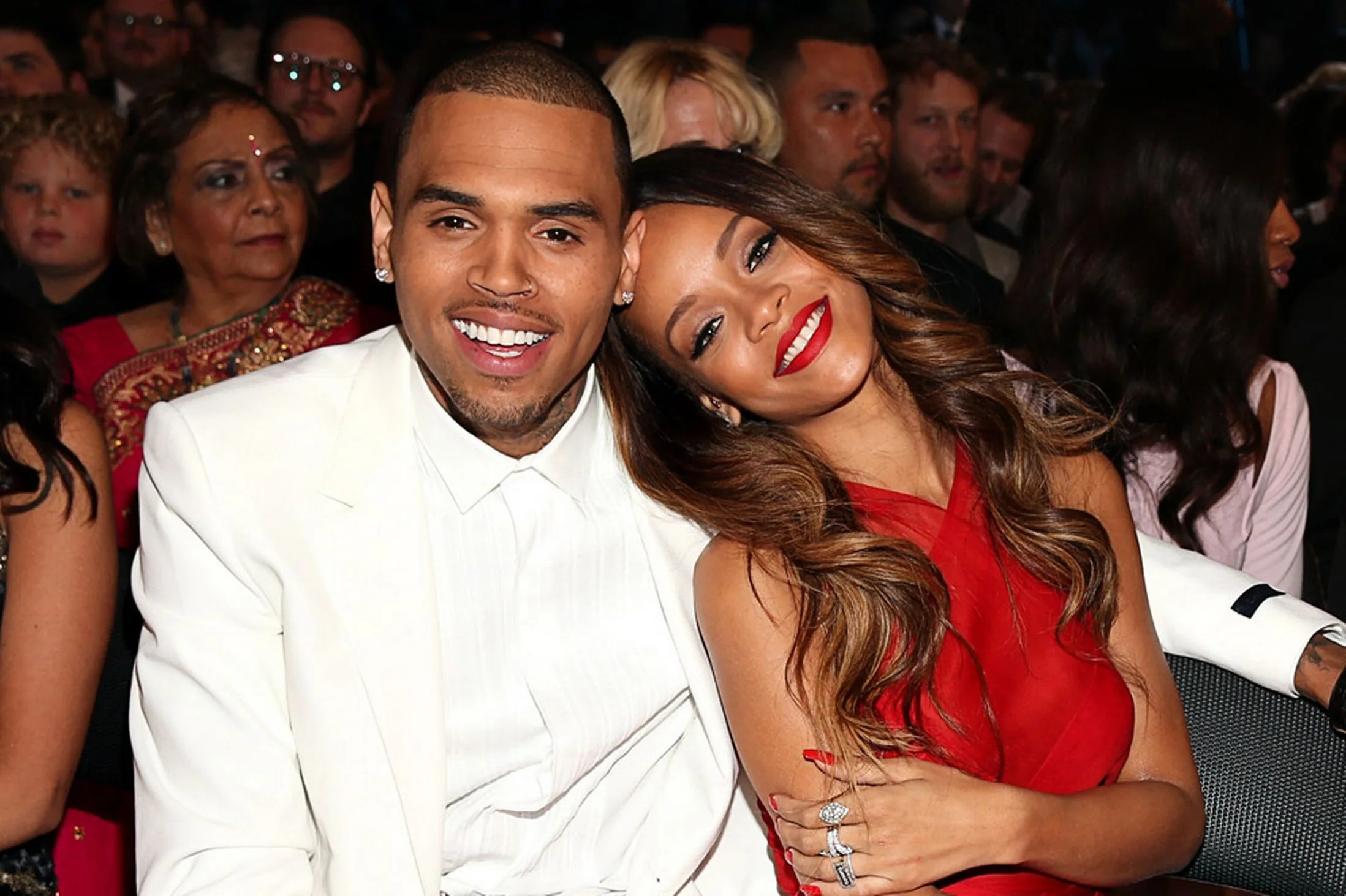 Chris Brown acredita que ele e Rihanna ainda vão voltar a ficar juntos no futuro