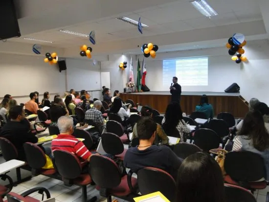 Médicos e enfermeiros são capacitados em curso promovido pelo Hifa Guarapari