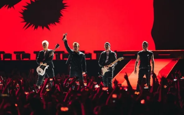 Ingressos esgotados para show extra do U2 deixam fãs revoltados