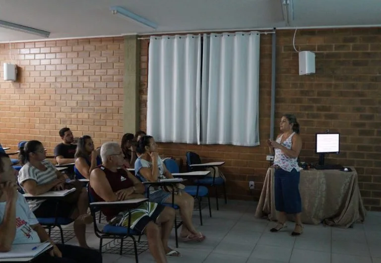 Formação Pela Escola abre 220 vagas para cursos gratuitos em Cachoeiro