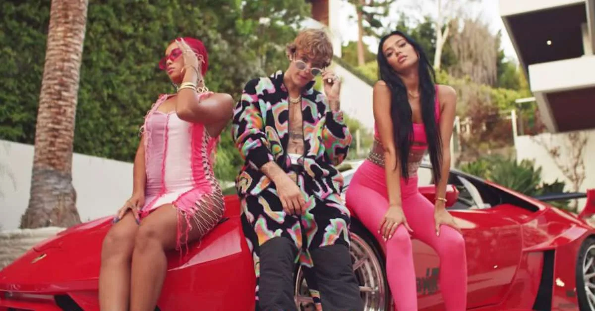 Surpresa! Hailey e Justin Bieber estrelam clipe de Drake e DJ Khaled